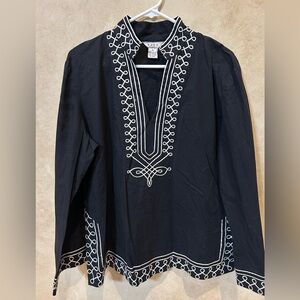 Nexx black Long Sleeve with White Embroidery women’s xl